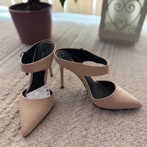 Chic Nude Croc-Embossed Heels